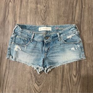 gilly hicks low rise denim shorts light wash 4 27